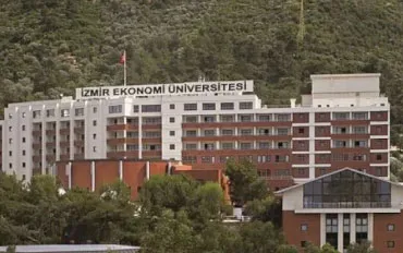 Измирский экономический университет campus