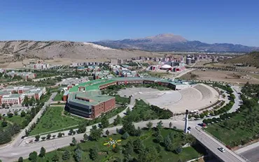 Университет Сулеймана Демиреля campus